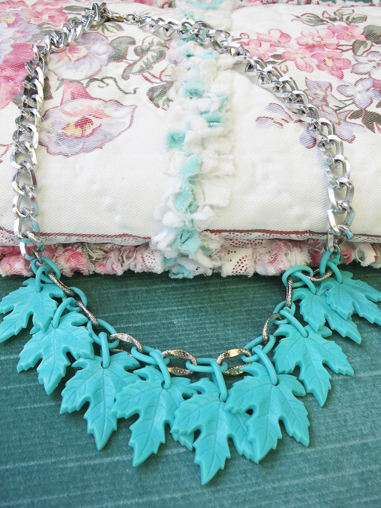 Turquoise Maple Leaf Necklace/Collar