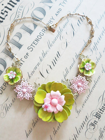 Pink & Green Flower Collar/Necklace