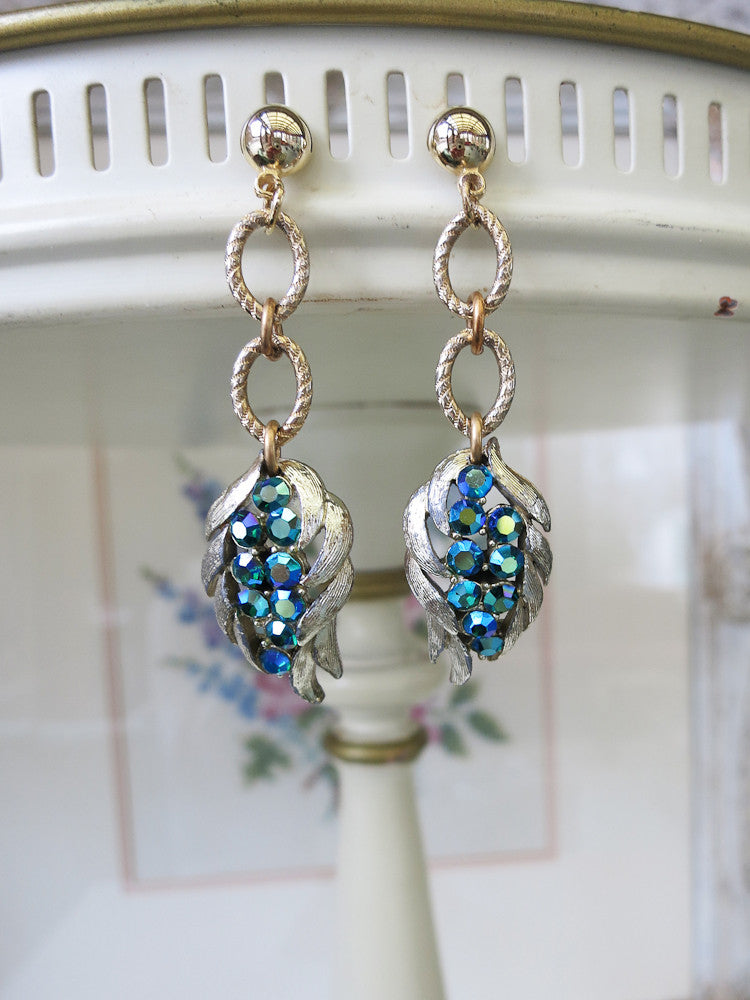 Gorgeous Teal Rhinestone Earrings