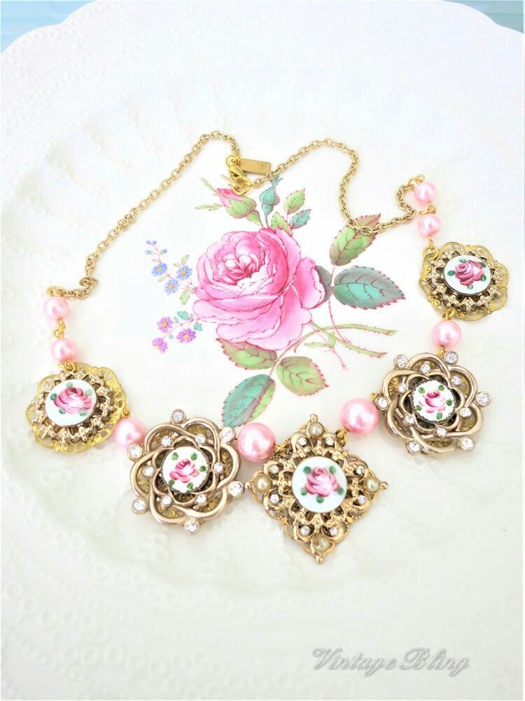 Pink Roses Necklace