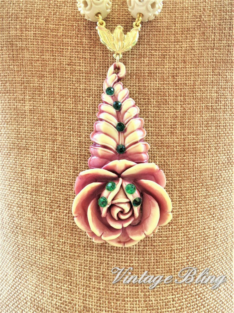 Unique Flower Necklace
