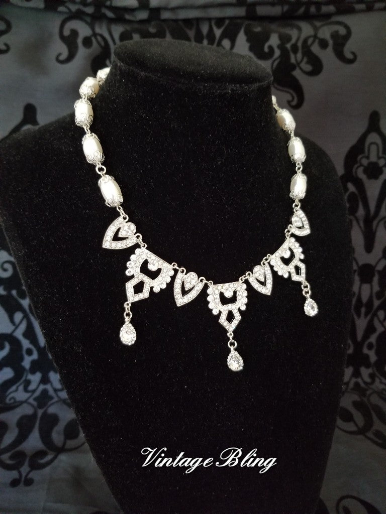 Stunning Rhinestone and Pearl Necklace